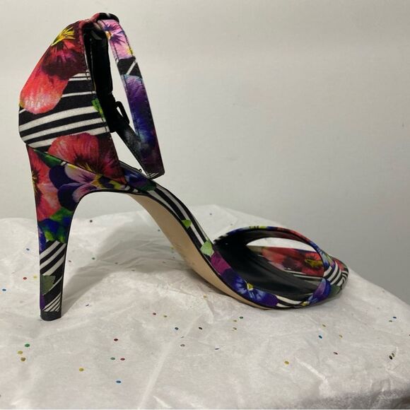 Colorful Women's Heels by Aldo Floral - Picture 8 of 11